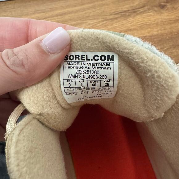 Sorel Womens Kinetic Breakthru Caribou Waterproof Boot Nova Sand Stone Size 9 - Picture 7 of 8